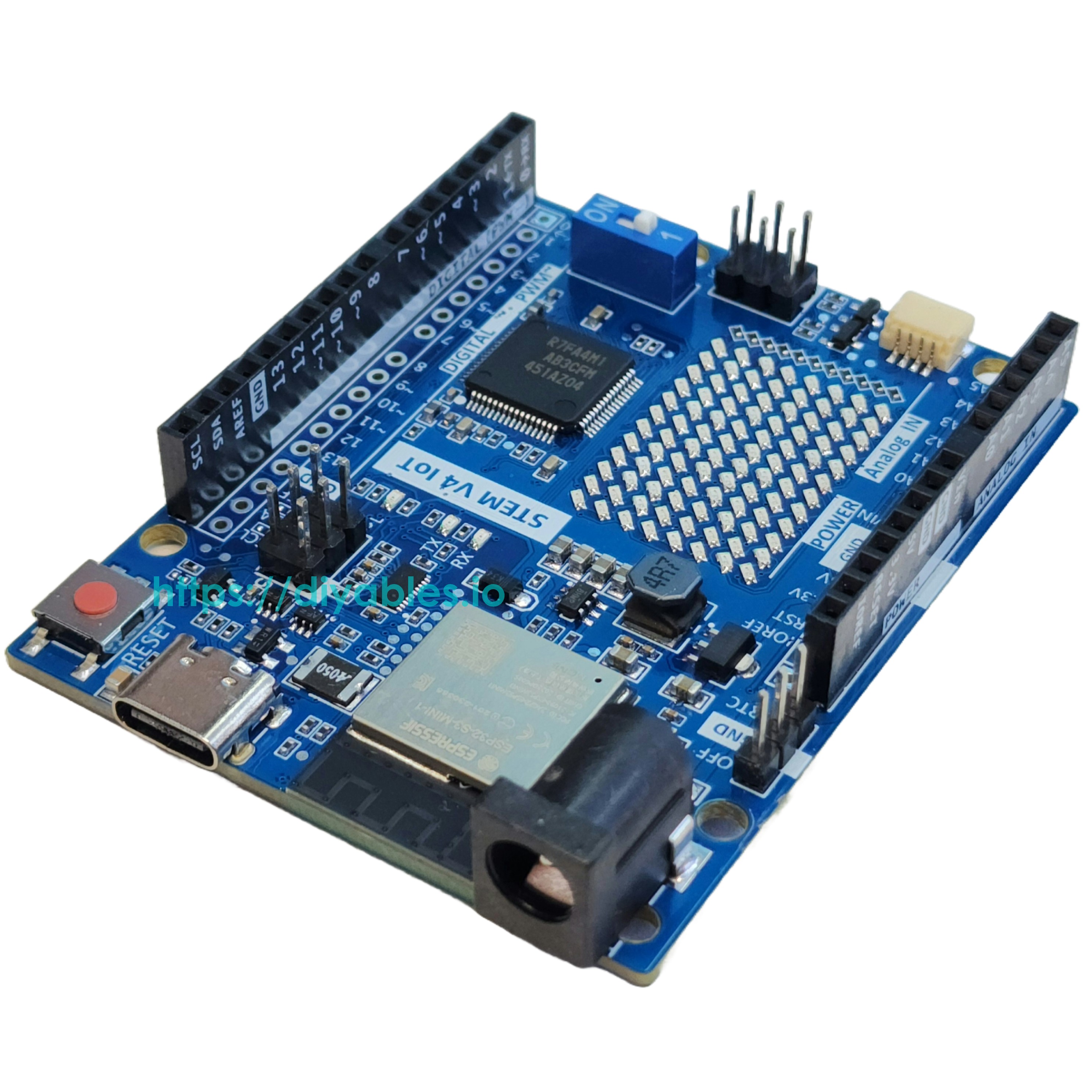 DIYables IoT development board with USB-C cable for Arduino R4 WiFi projects